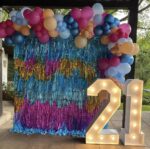 Pinata wall